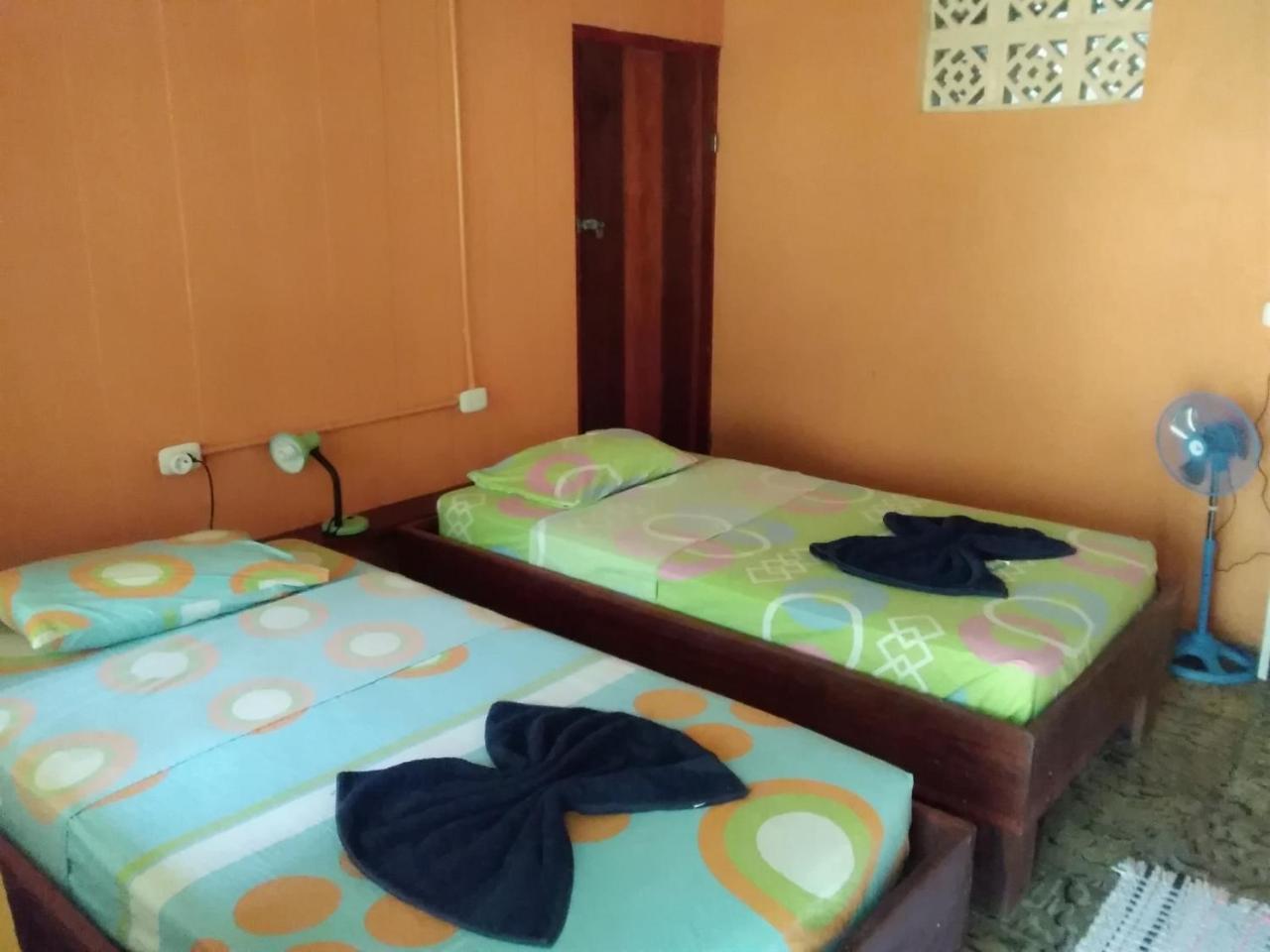 Cabinas Algebra Cahuita Extérieur photo