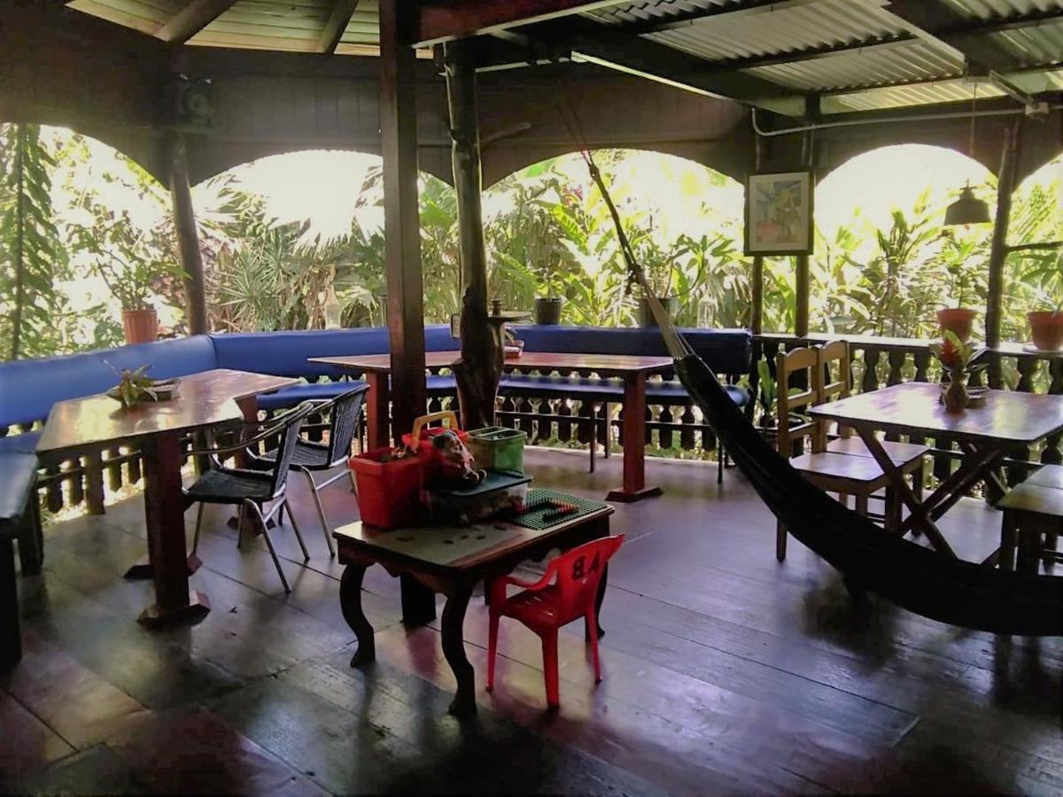 Cabinas Algebra Cahuita Extérieur photo